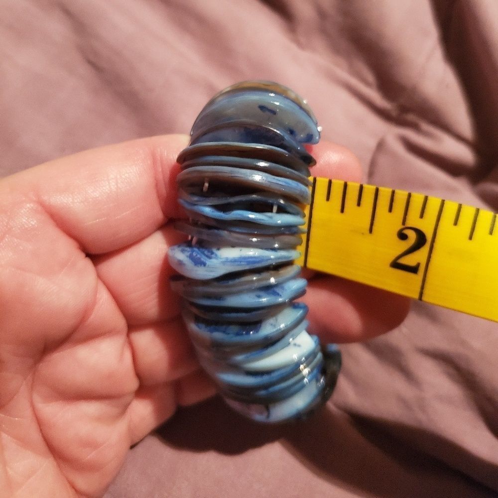 Blue Shell Bracelet‎ - Picture 2 of 6